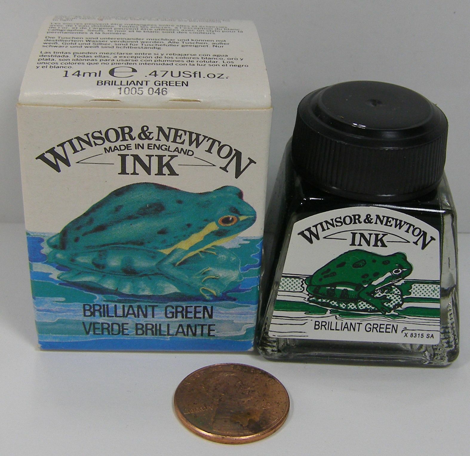 Windsor & Newton Stamp Pad Ink .47oz. Glass Bottle    Brilliant Green 046